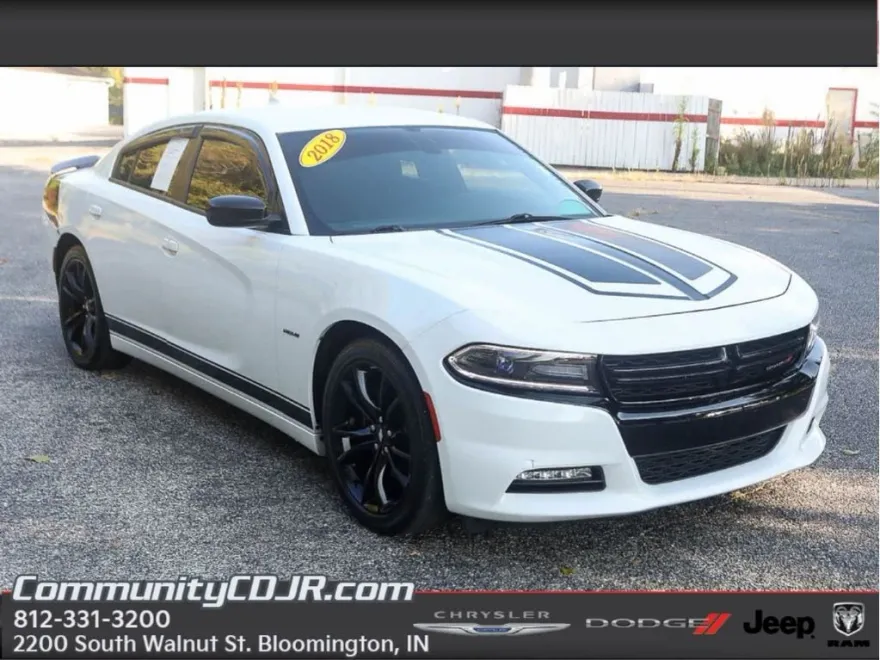 2018 Dodge Charger R/T photo 1