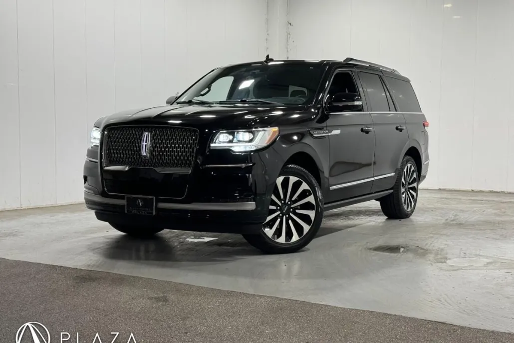 2023 Lincoln Navigator Reserve photo 1