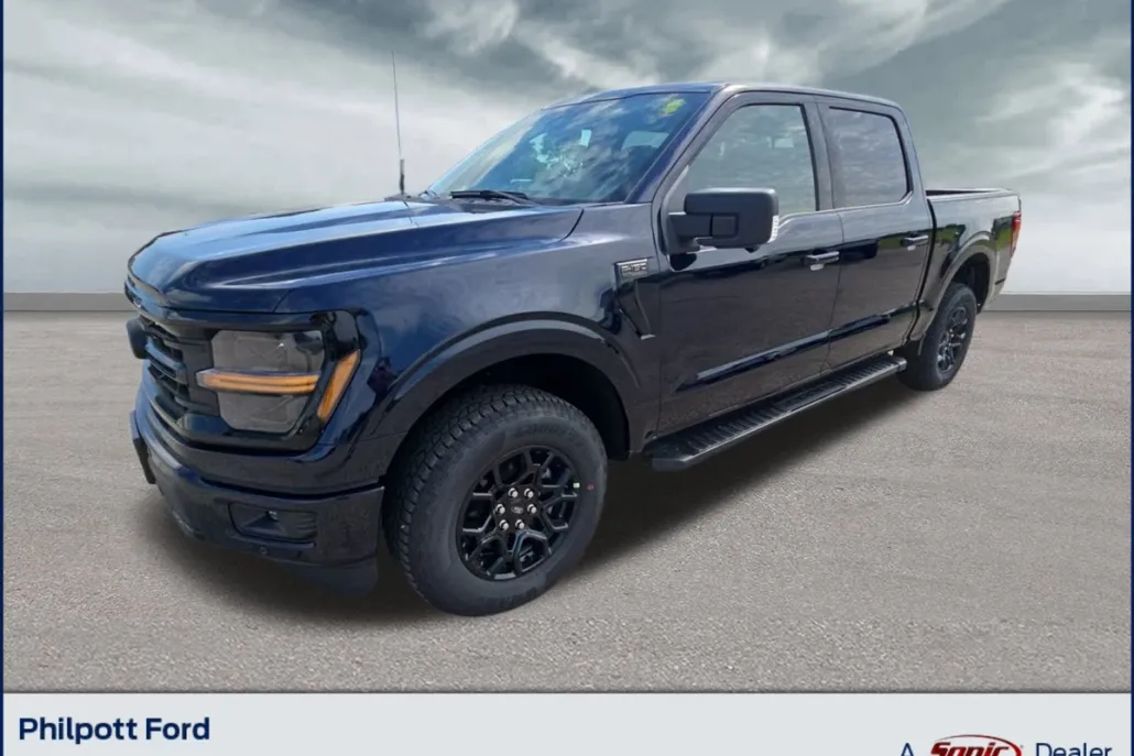 2025 Ford F-150 XLT photo 1
