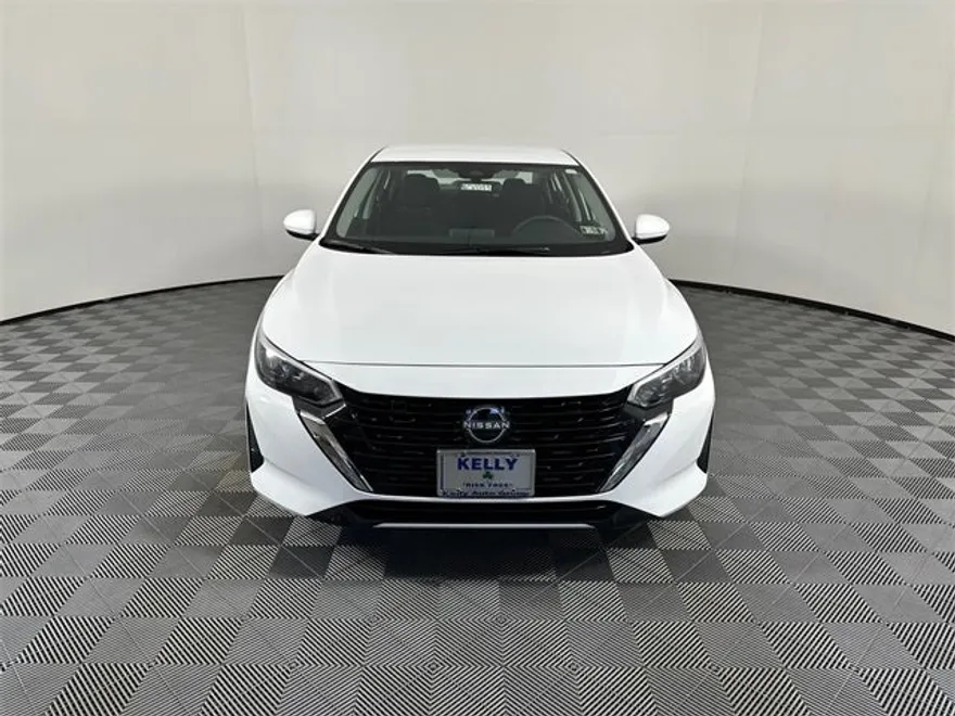 2025 Nissan Sentra S photo 1