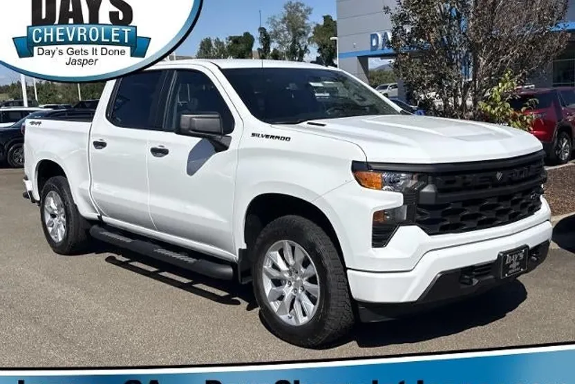 2026 Chevrolet Silverado 1500 Custom photo 1
