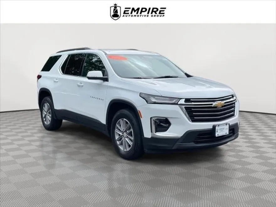 2023 Chevrolet Traverse Cloth photo 1