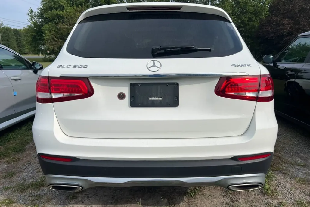 2019 Mercedes Benz GLC 300 4MATIC photo 1