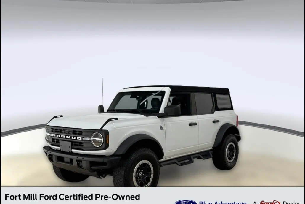 2021 Ford Bronco Black Diamond photo 1