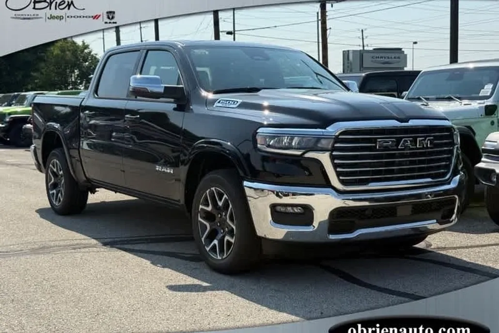 2025 Ram 1500 Laramie photo 1