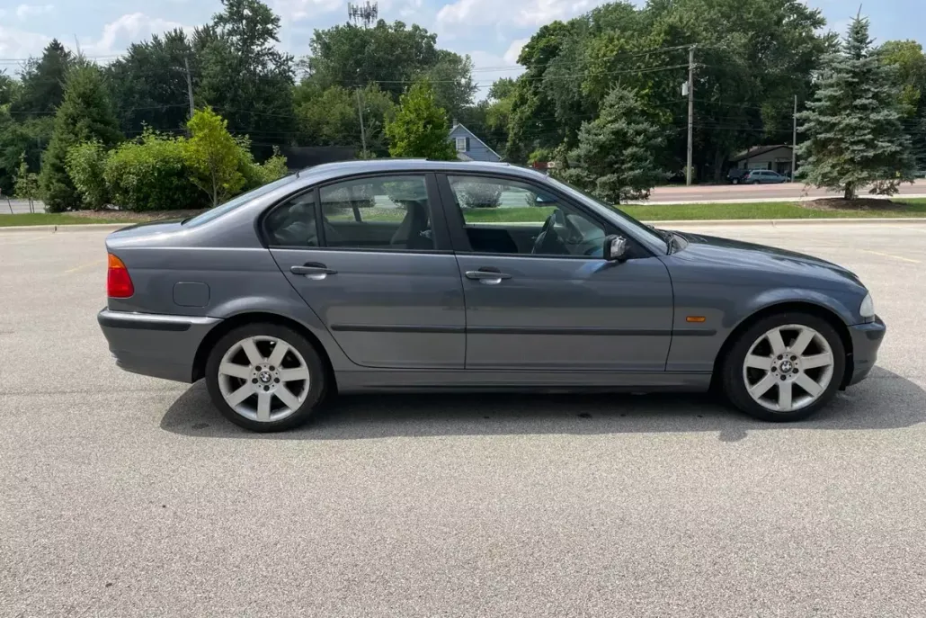2001 Bmw 325i 3-Series photo 1
