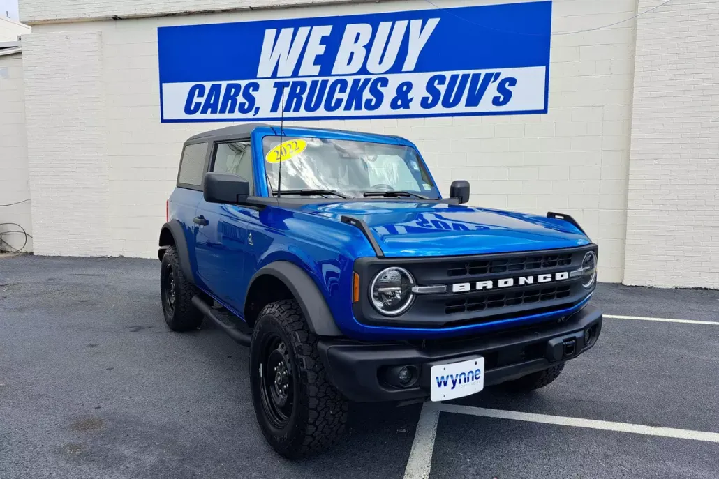 2022 Ford Bronco Black Diamond photo 1