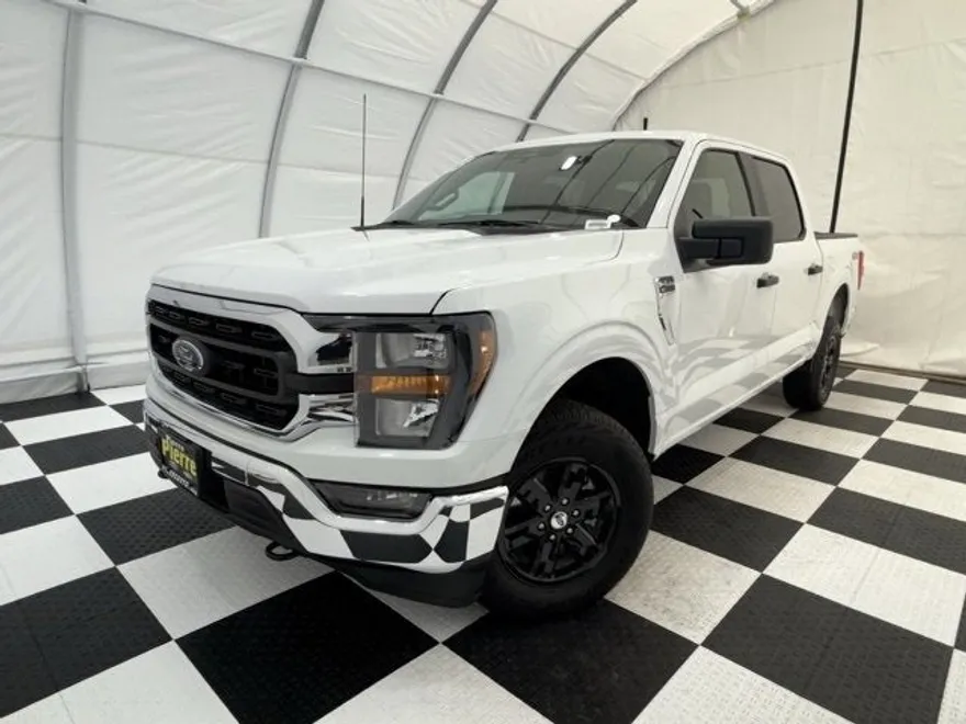 2023 Ford F-150 XLT photo 1