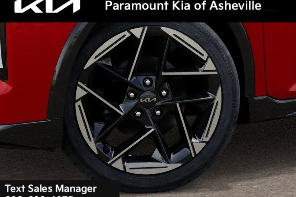 2025 Kia K4 GT-Line photo 1