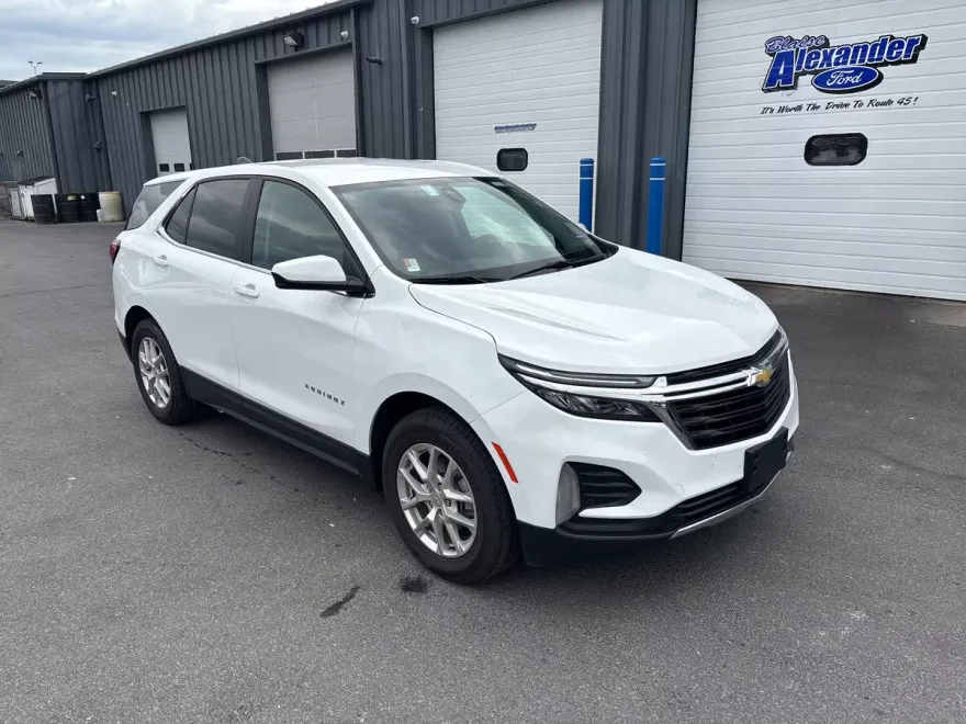 2024 Chevrolet Equinox photo 1