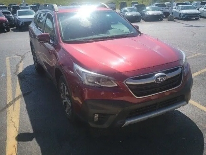 2022 Subaru Outback Limited photo 1