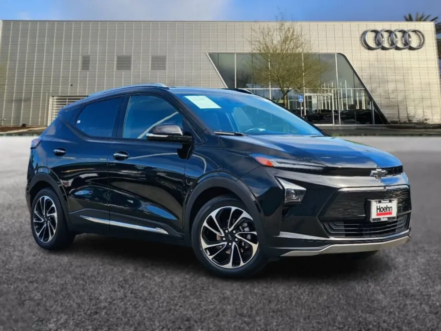 2022 Chevrolet Bolt EUV Premier photo 1