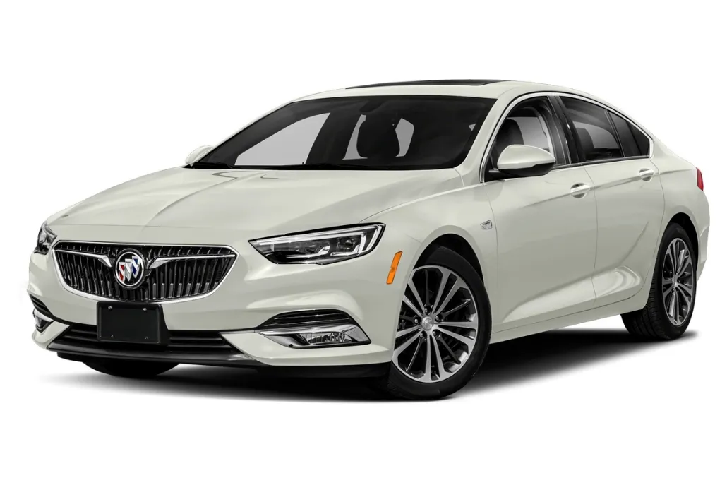 2019 Buick Regal Sportback Avenir photo 1