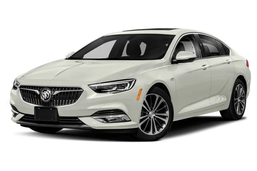 2019 Buick Regal Avenir photo 1
