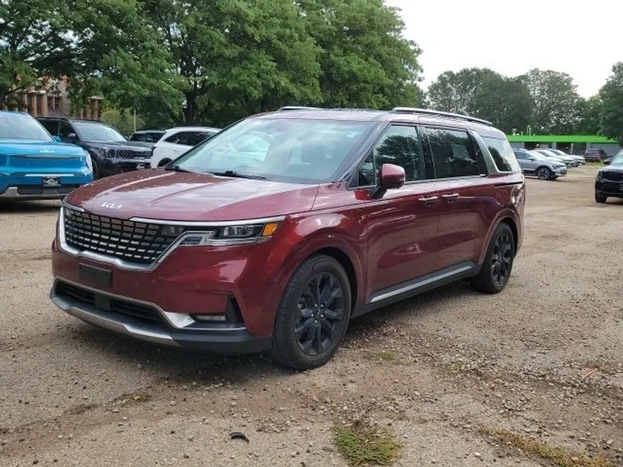 2023 Kia Carnival SX Prestige photo 1
