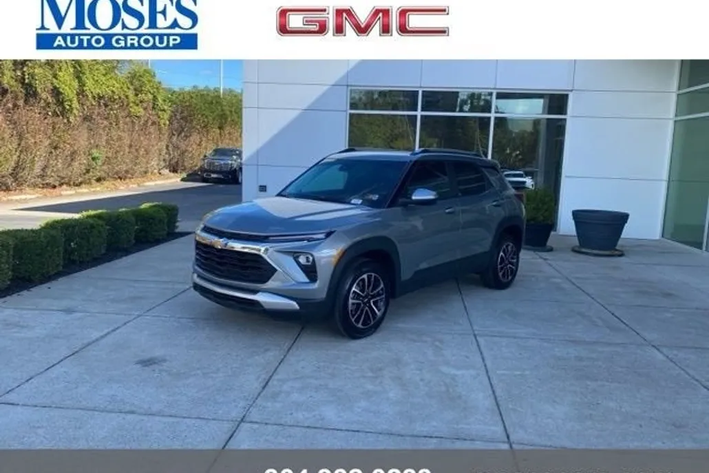 2024 Chevrolet Trailblazer LT photo 1