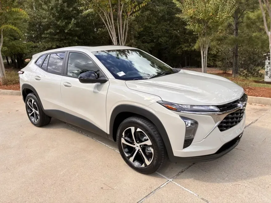 2026 Chevrolet Trax photo 1