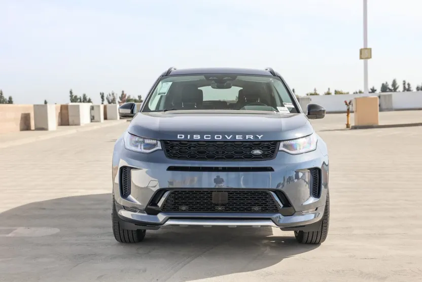 2025 Land Rover Discovery Sport S photo 1