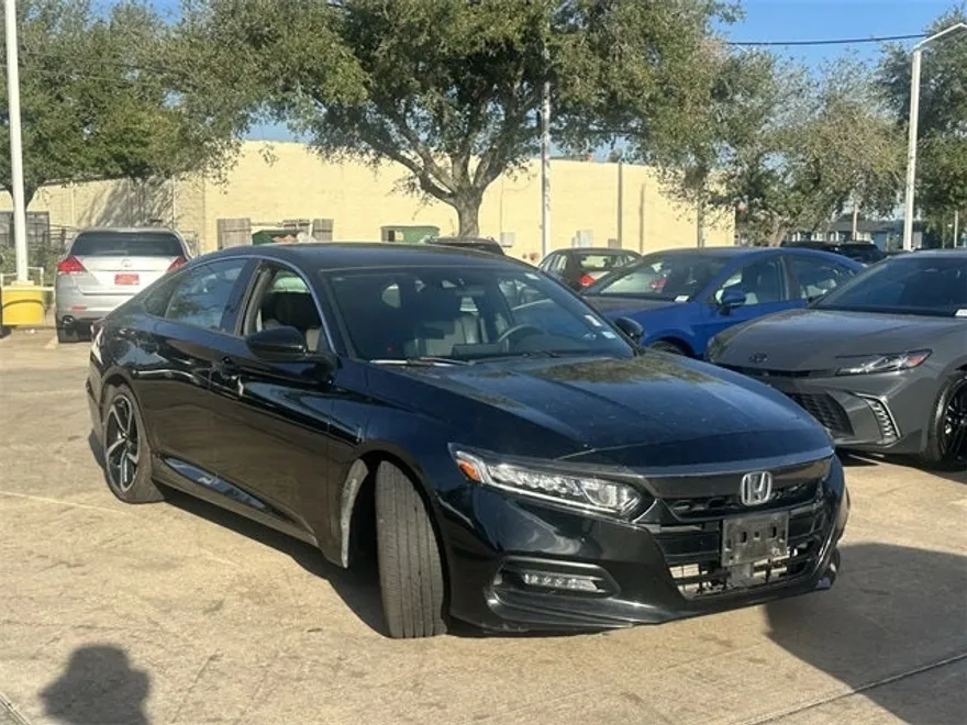 2018 Honda Accord Sport photo 1