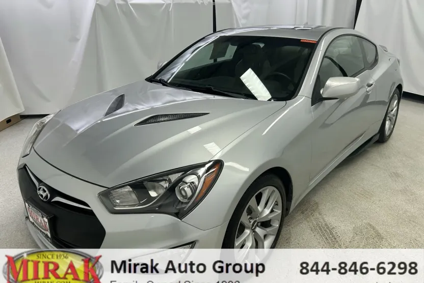 2013 Hyundai Genesis Coupe 2.0T Premium photo 1