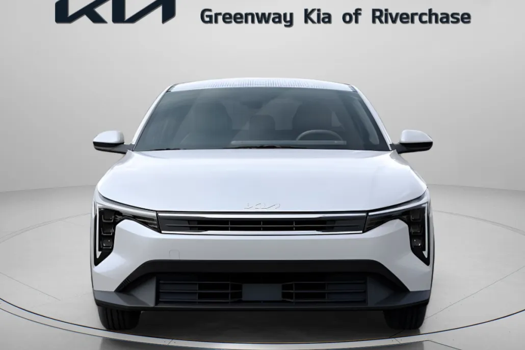 2025 Kia K4 LXS photo 1