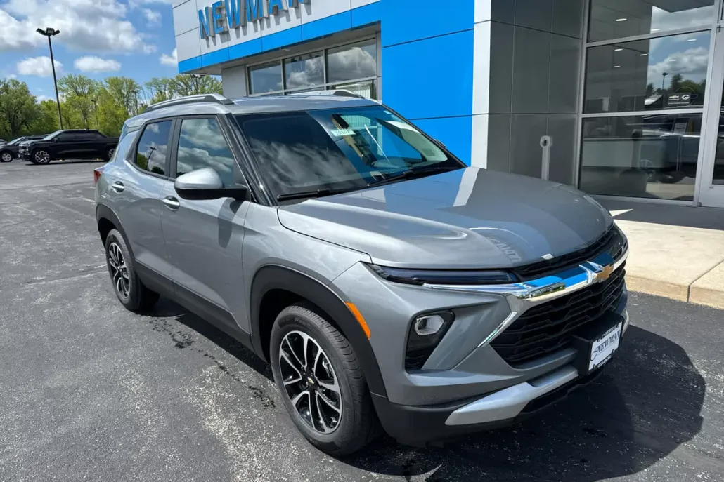 2025 Chevrolet Trailblazer LT photo 1