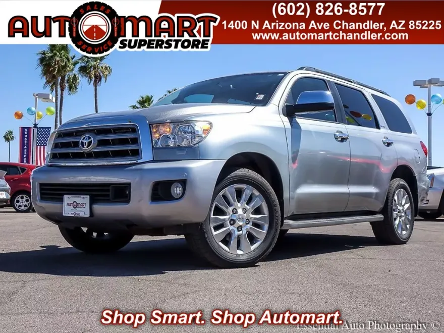 2010 Toyota Sequoia Platinum photo 1
