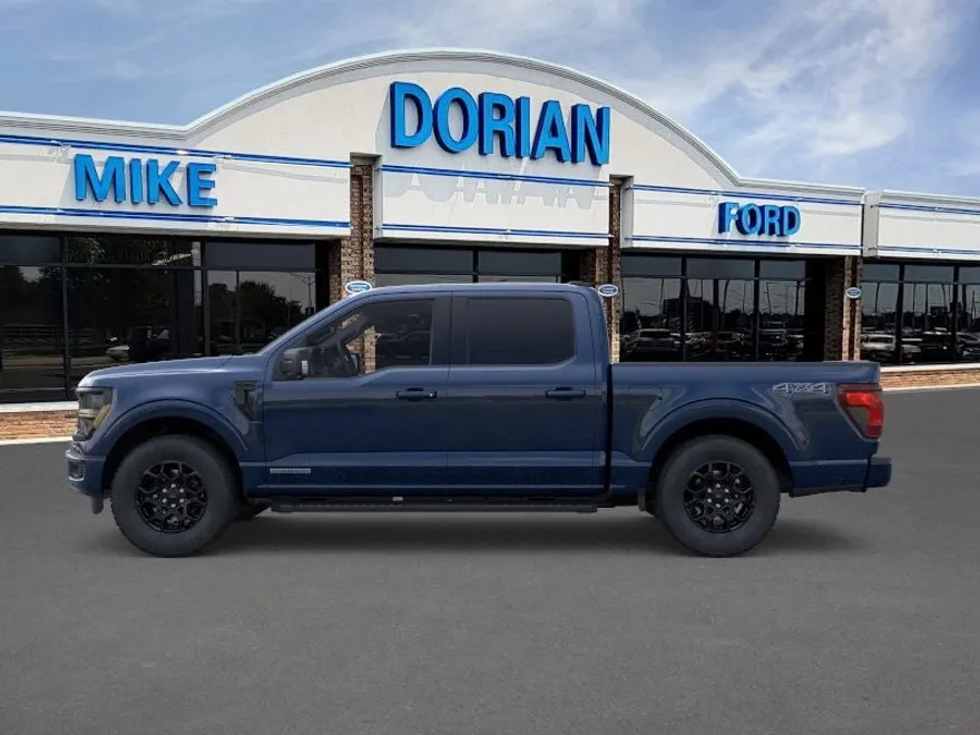 2025 Ford F-150 XLT photo 1