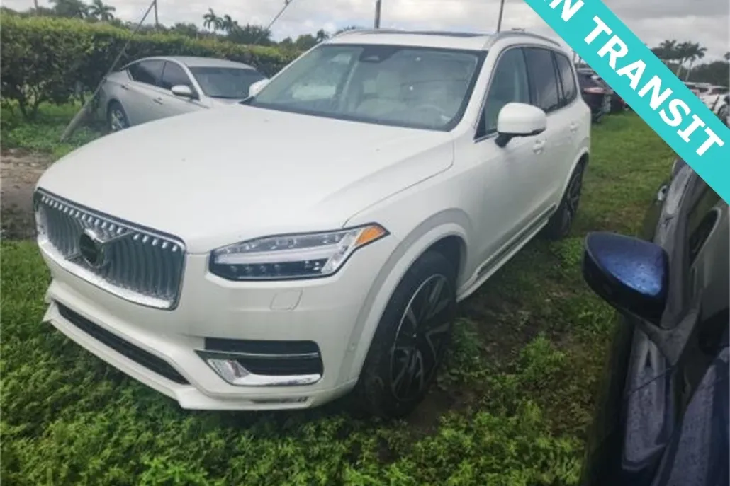 2024 Volvo XC90 Plus photo 1