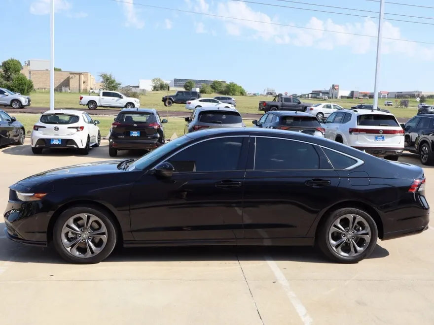 2024 Honda Accord Hybrid EX-L photo 1