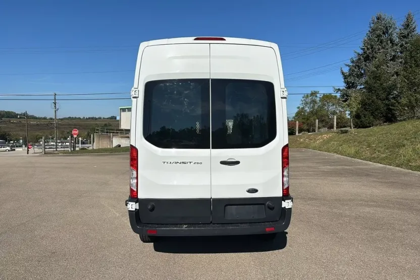 2015 Ford Transit Cargo Van photo 1