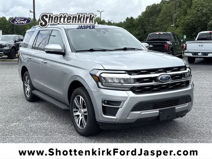 2024 Ford Expedition Limited photo 1