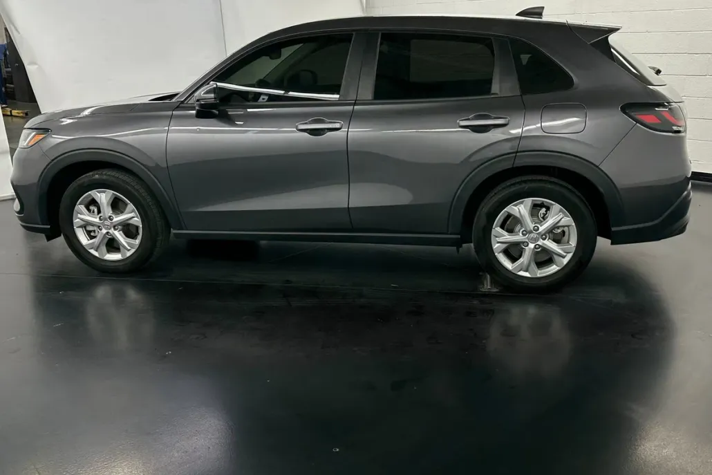 2023 Honda HR-V LX photo 1