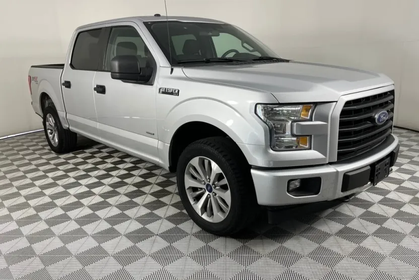 2017 Ford F-150 XL photo 1