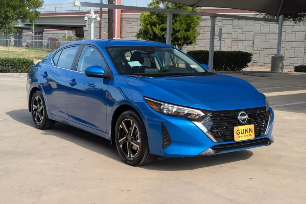 2025 Nissan Sentra SV photo 1