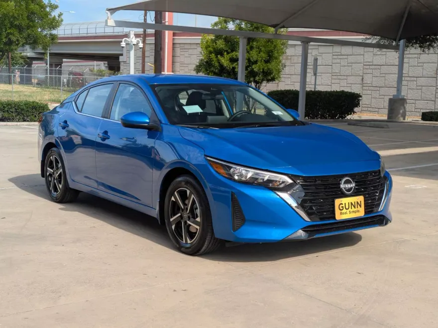2025 Nissan Sentra SV photo 1