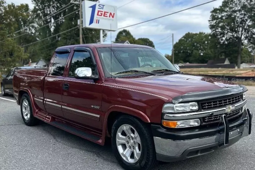 1999 Chevrolet Silverado 1500 LT photo 1
