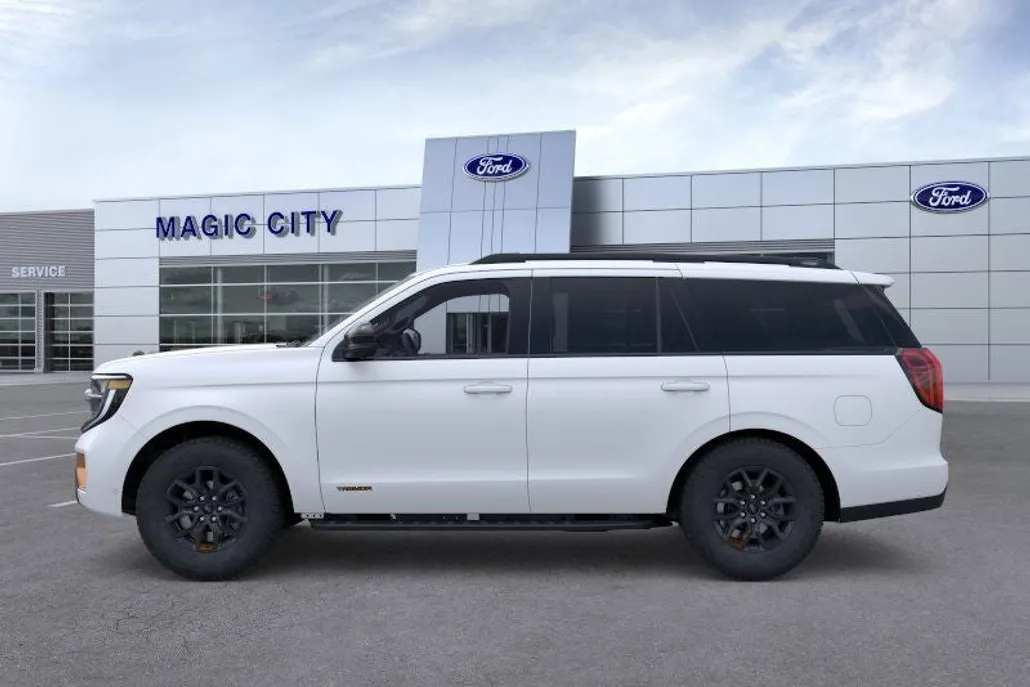 2025 Ford Expedition photo 1