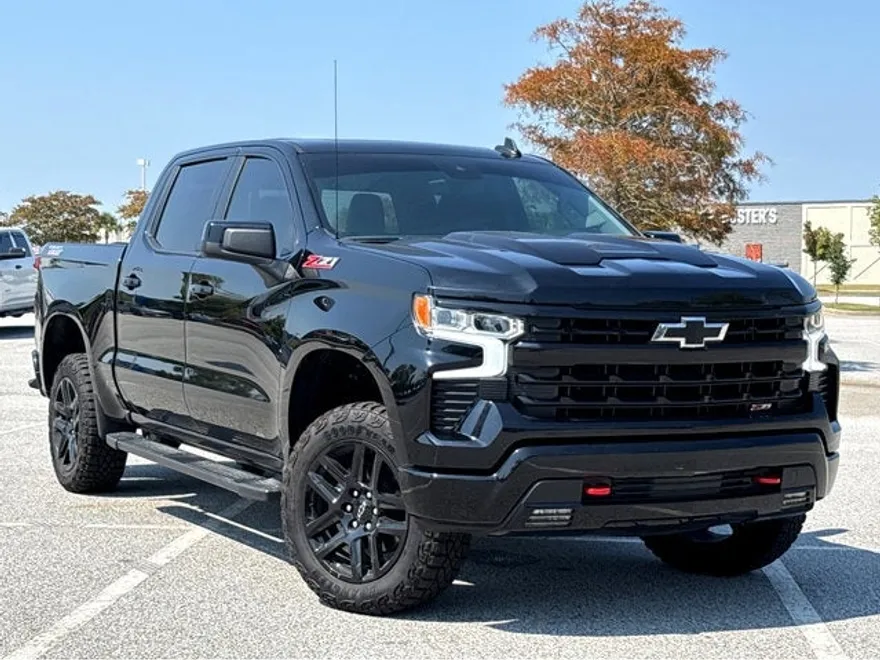 2025 Chevrolet Silverado 1500 LT Trail Boss photo 1