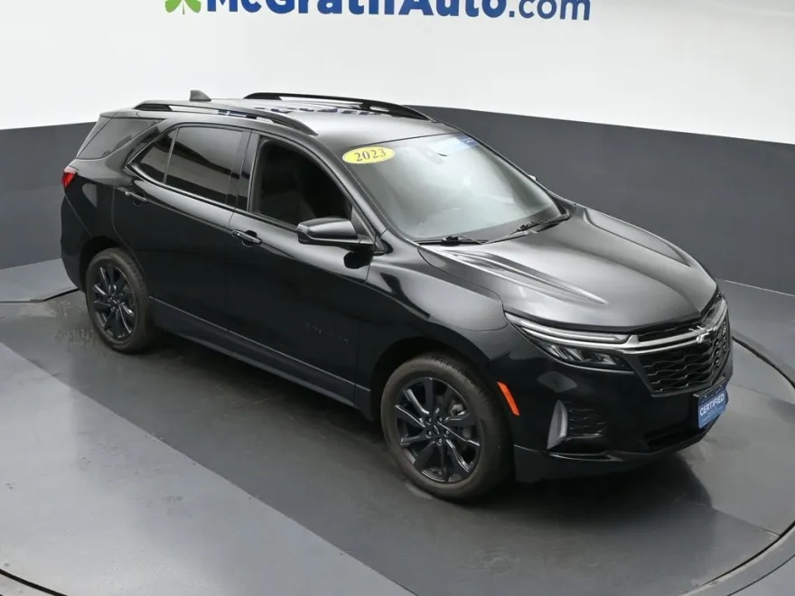2023 Chevrolet Equinox RS photo 1