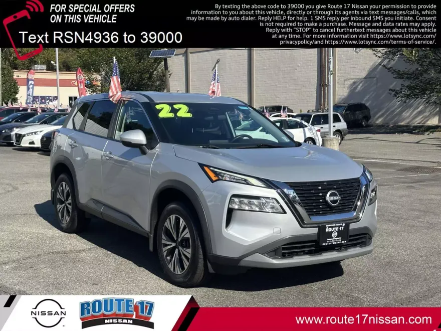 2022 Nissan Rogue SV photo 1