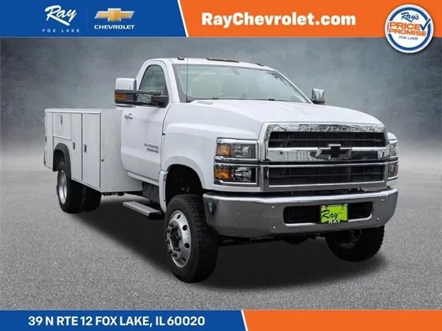 2024 Chevrolet Silverado 4500HD Work Truck photo 1