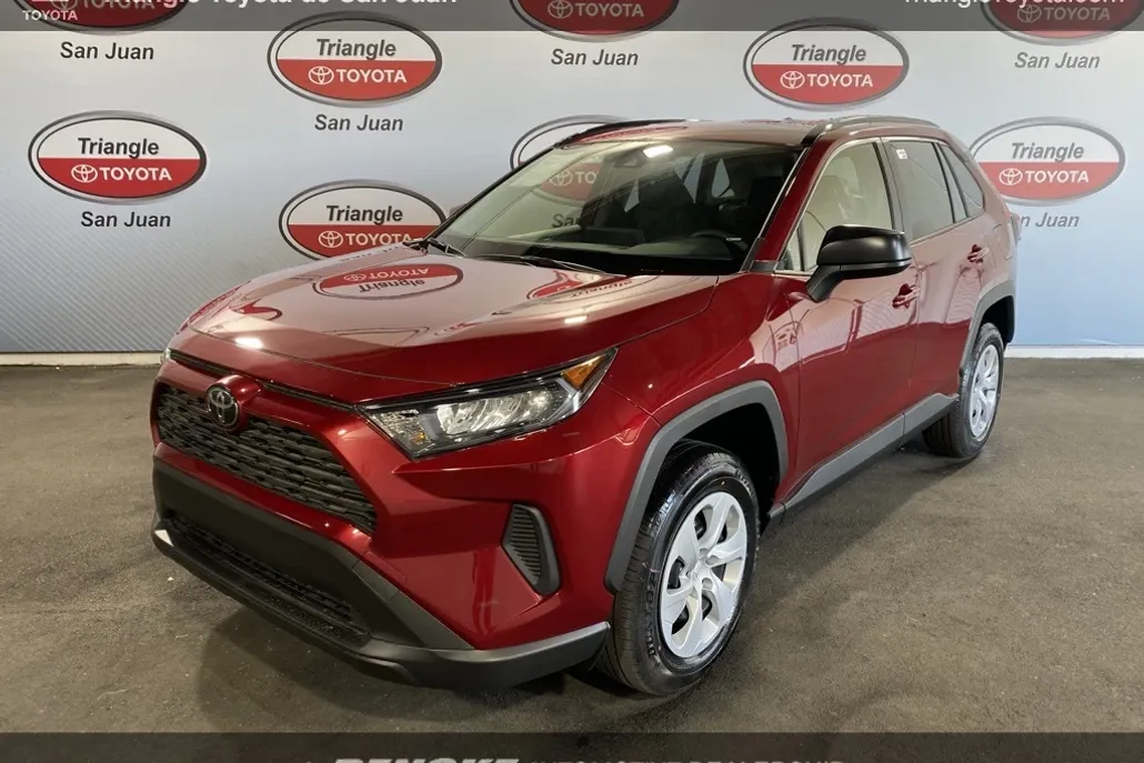 2025 Toyota RAV4 LE photo 1