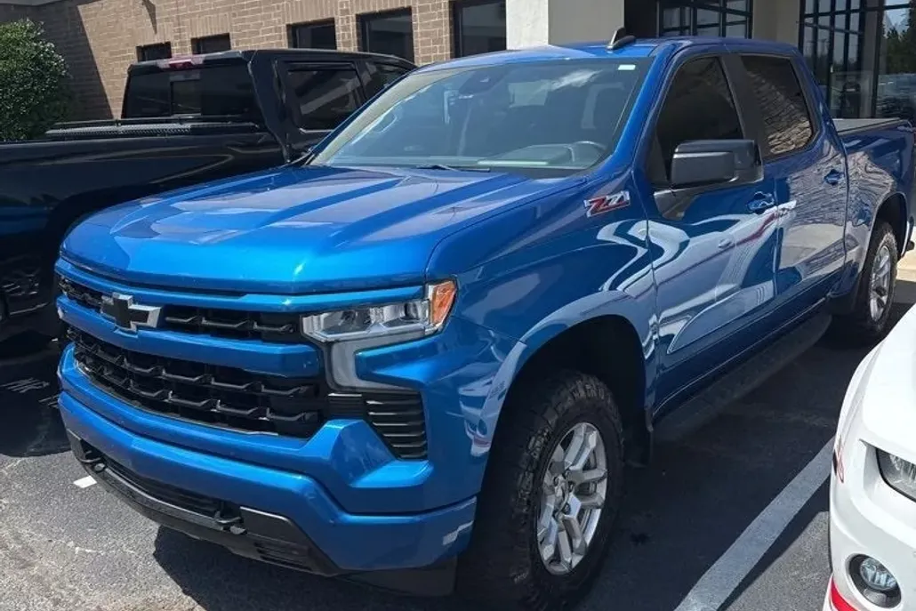 2022 Chevrolet Silverado 1500 RST photo 1