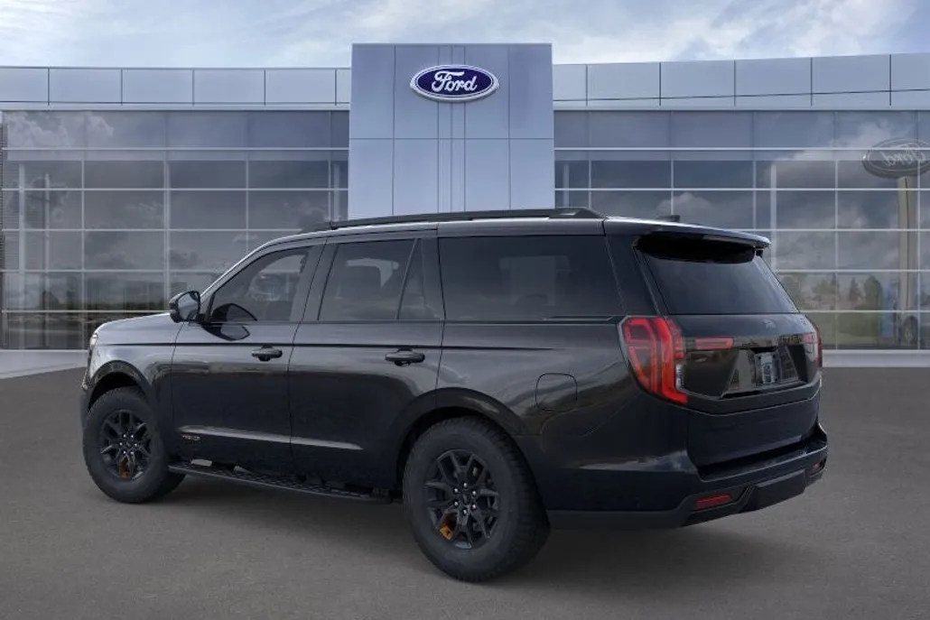 2025 Ford Expedition photo 1