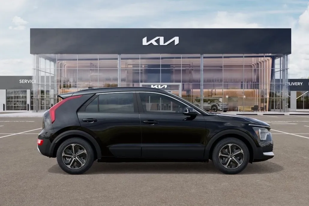 2025 Kia Niro EX photo 1