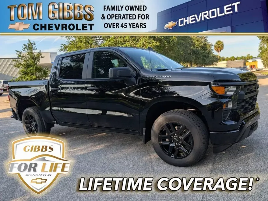 2026 Chevrolet Silverado 1500 Custom photo 1