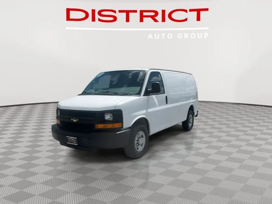 2015 Chevrolet Express 2500 Work Van photo 1