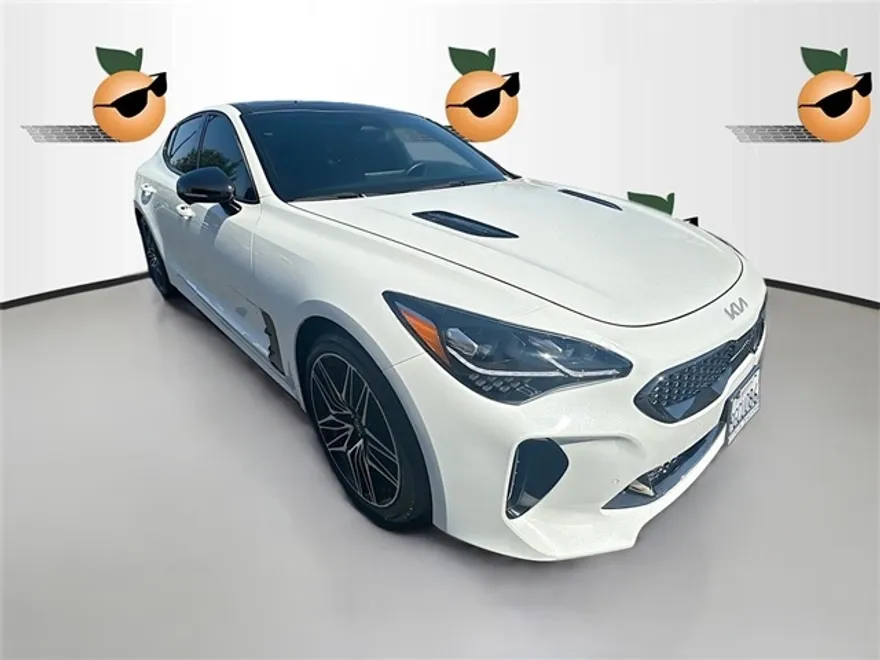 2023 Kia Stinger GT2 photo 1
