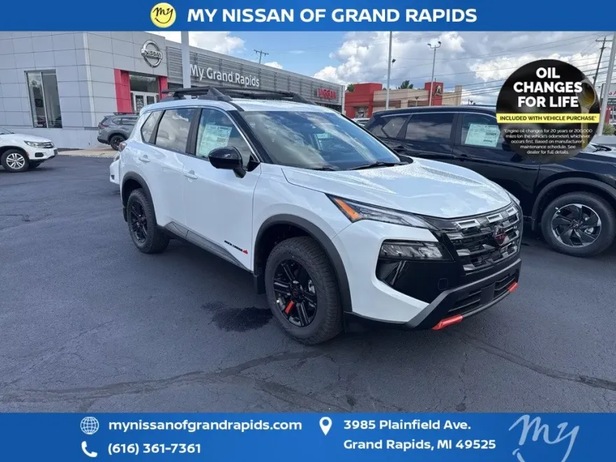 2026 Nissan Rogue SV photo 1